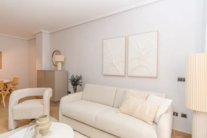 Image No.11-2 Bed Apartment for sale