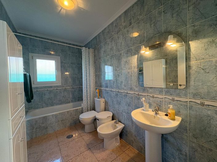 Image No.16-3 Bed Villa / Detached for sale