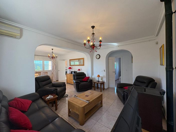 Image No.6-3 Bed Villa / Detached for sale