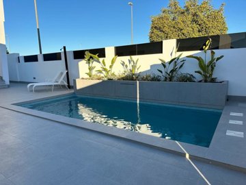 whatsapp-image-2024-03-05-at-185622-10