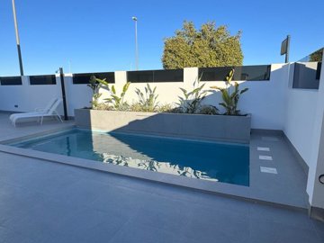 whatsapp-image-2024-03-05-at-185622-22