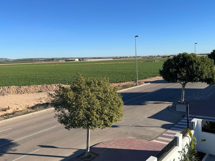 Image No.18-Villa / Détaché de 3 chambres à vendre à Roldan