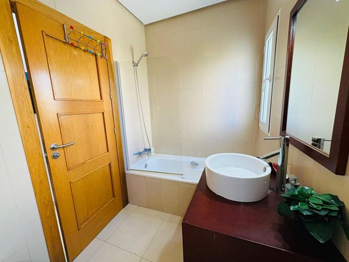 Image No.18-3 Bed Villa / Detached for sale