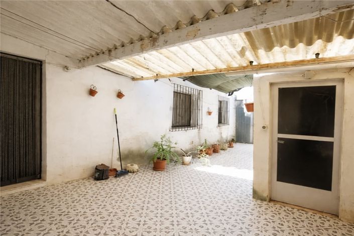 Image No.15-4 Bed Villa / Detached for sale