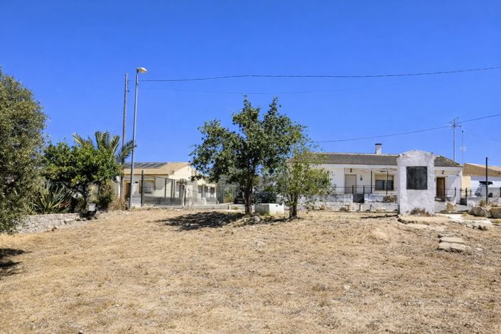 Image No.20-4 Bed Villa / Detached for sale