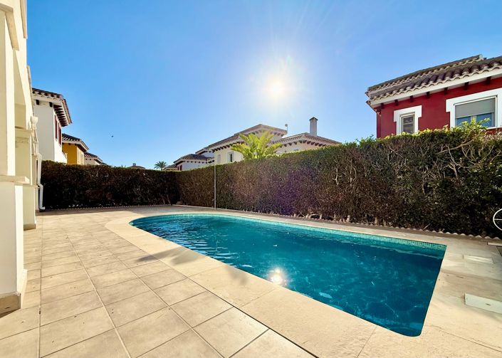 Image No.19-3 Bed Villa / Detached for sale