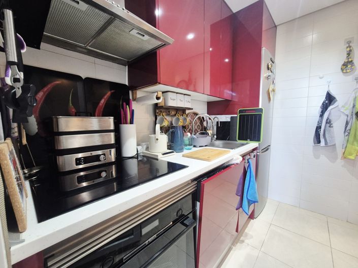 Image No.12-2 Bed Townhouse for sale