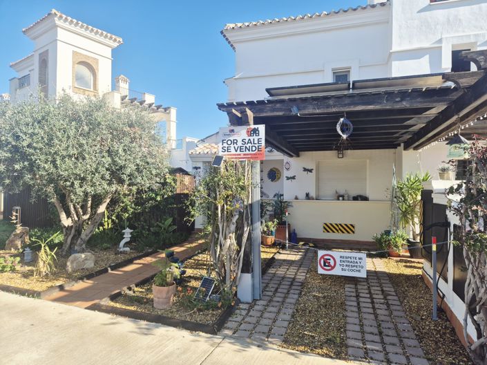 Image No.31-2 Bed Townhouse for sale