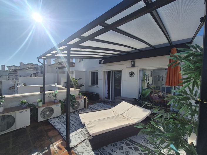 Image No.33-2 Bed Townhouse for sale