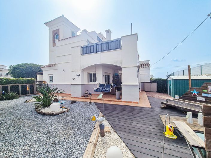 Image No.2-2 Bed Townhouse for sale