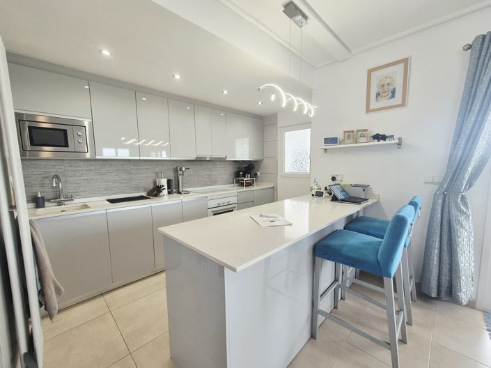 Image No.24-2 Bed Townhouse for sale