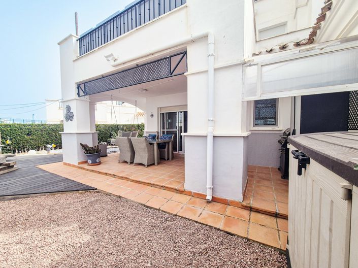 Image No.32-2 Bed Townhouse for sale