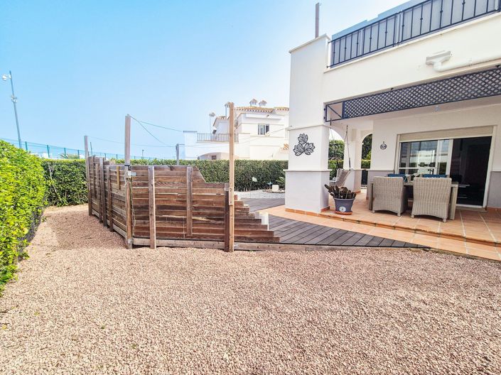 Image No.32-2 Bed Townhouse for sale