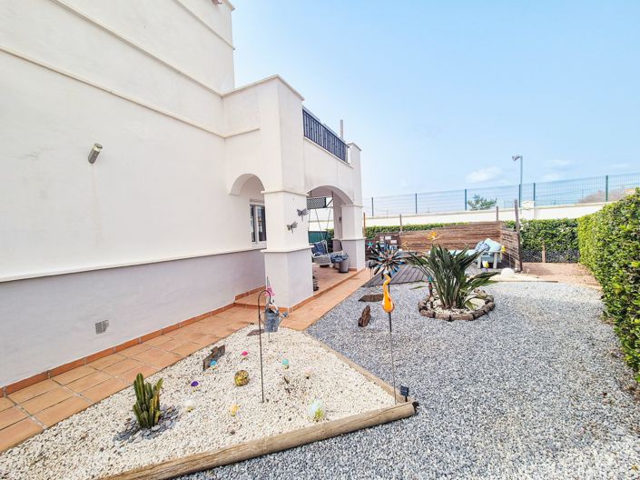 Image No.37-2 Bed Townhouse for sale