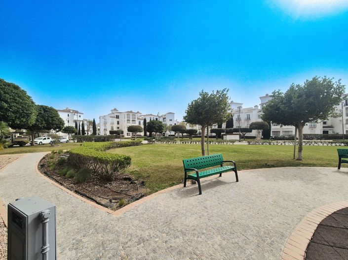 Image No.40-2 Bed Townhouse for sale