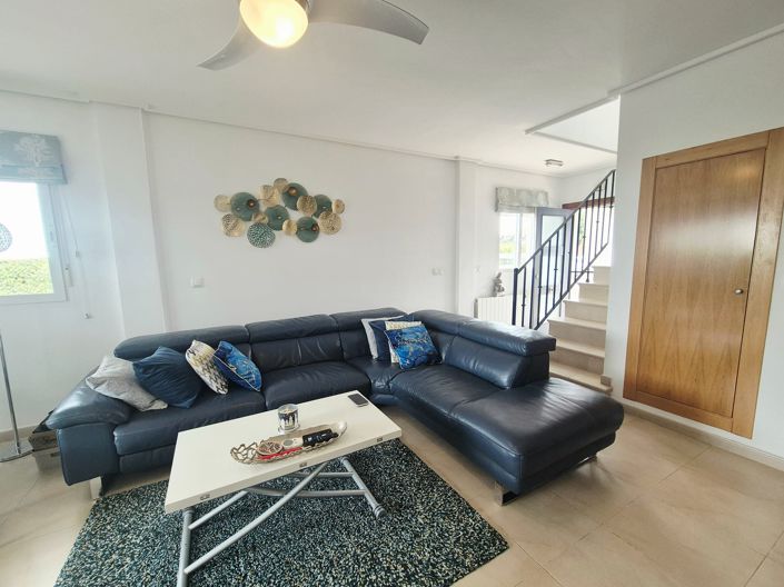 Image No.8-2 Bed Townhouse for sale