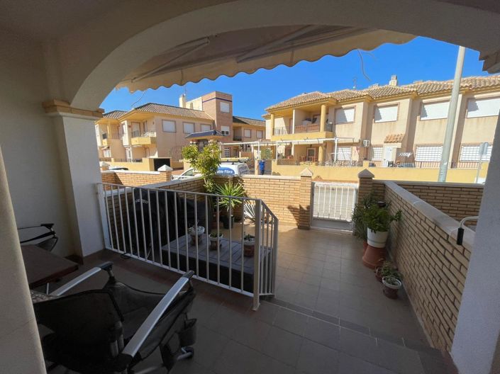 Image No.12-3 Bed Townhouse for sale