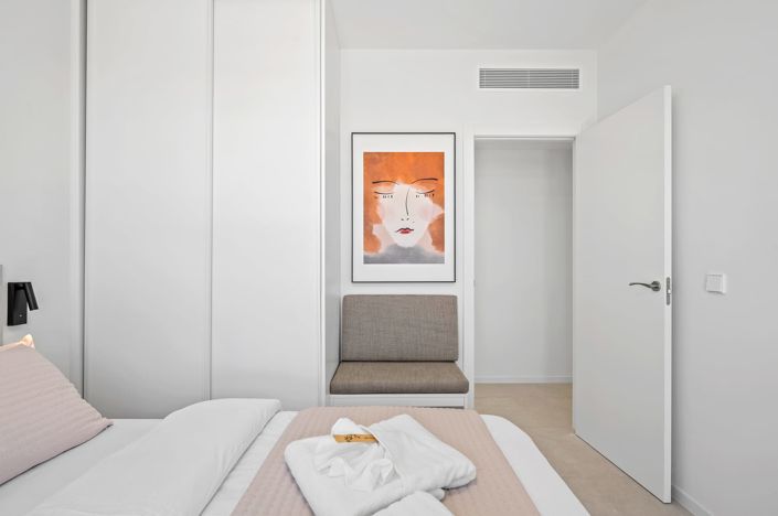 Image No.26-3 Bed Apartment for sale