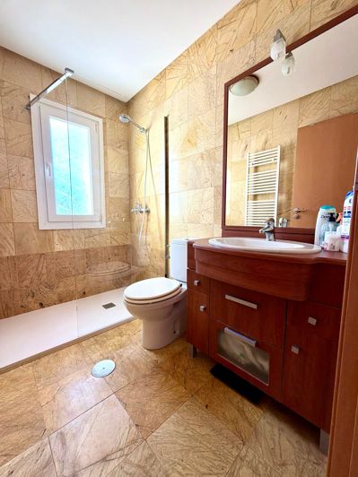 Image No.28-3 Bed Villa / Detached for sale