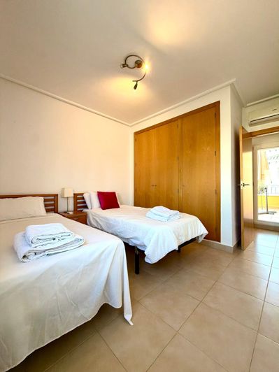 Image No.34-3 Bed Villa / Detached for sale