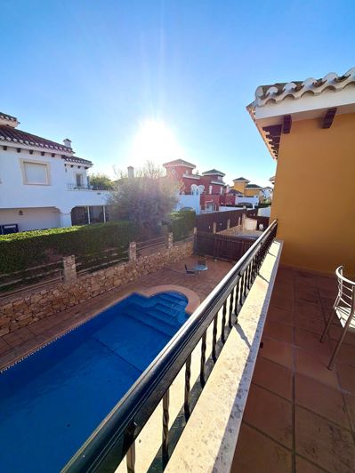 Image No.39-3 Bed Villa / Detached for sale