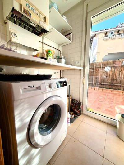 Image No.8-3 Bed Villa / Detached for sale