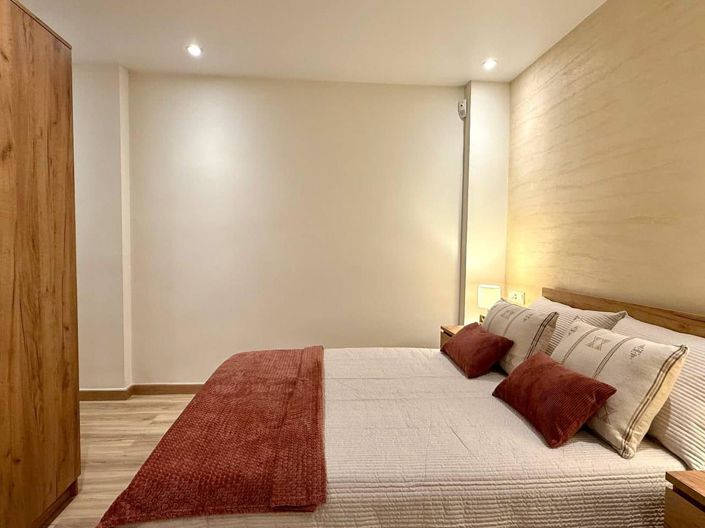 Image No.17-2 Bed Apartment for sale