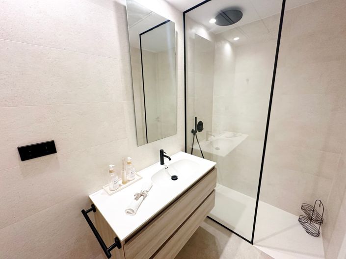 Image No.21-3 Bed Villa / Detached for sale