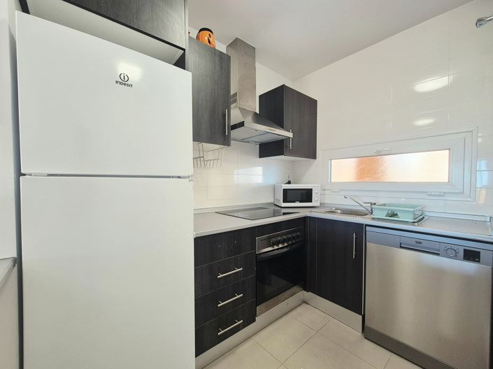 Image No.9-2 Bed Apartment for sale