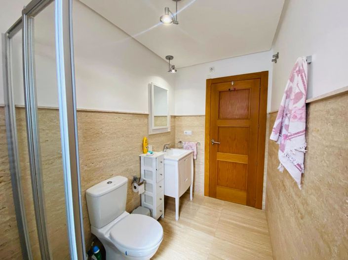 Image No.14-2 Bed Apartment for sale