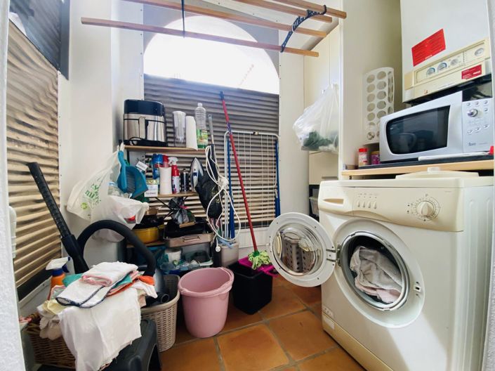 Image No.20-2 Bed Apartment for sale