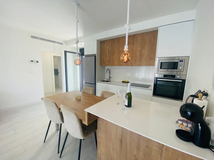 Image No.11-2 Bed Villa / Detached for sale