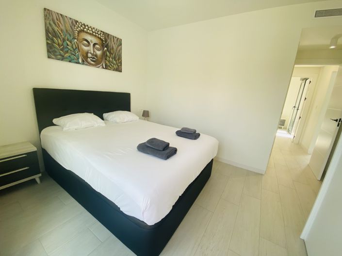 Image No.17-2 Bed Villa for sale