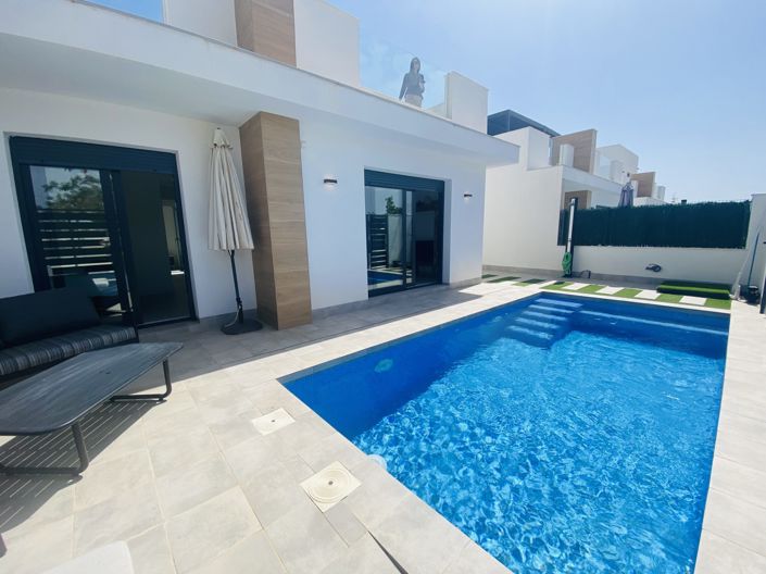 Image No.3-2 Bed Villa for sale