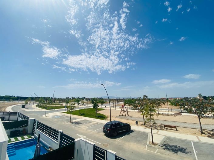 Image No.31-2 Bed Villa / Detached for sale