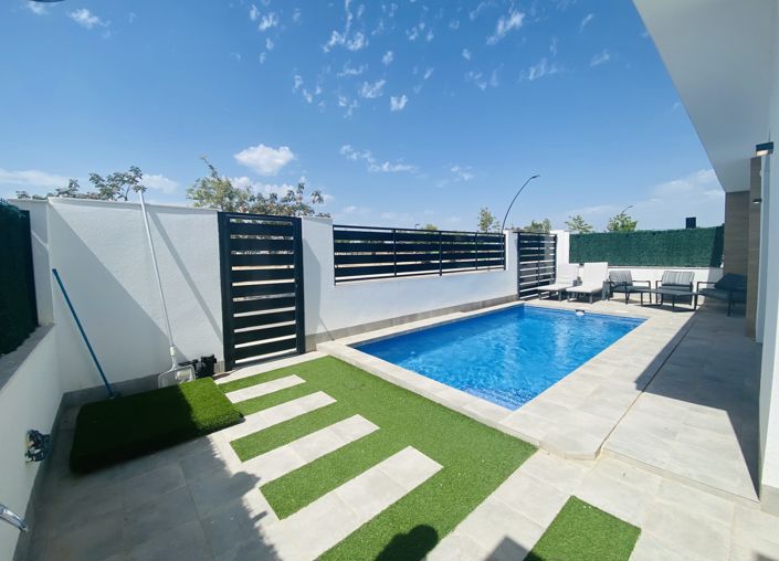 Image No.4-2 Bed Villa for sale