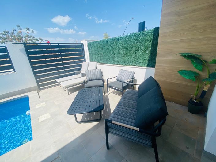 Image No.6-2 Bed Villa / Detached for sale