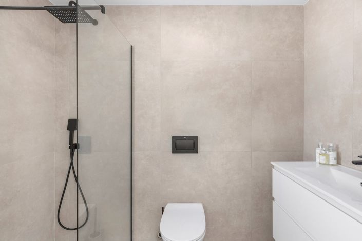 Image No.47-3 Bed Villa / Detached for sale