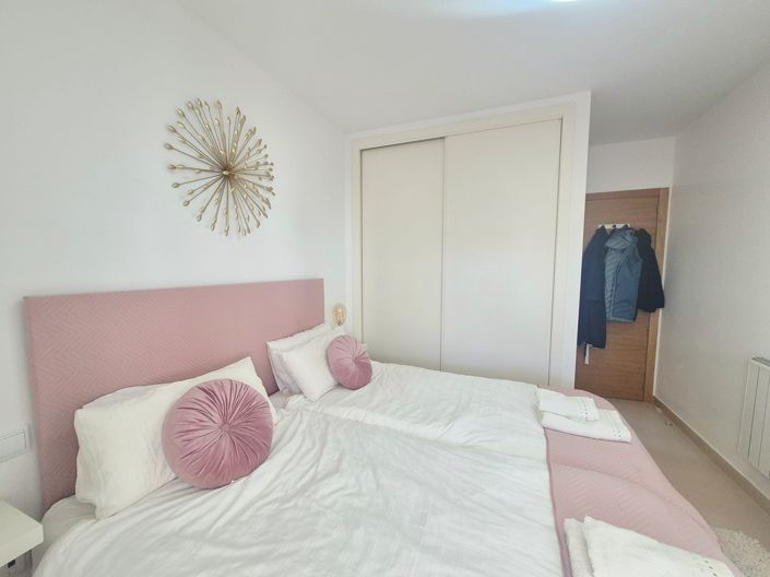 Image No.19-2 Bed Apartment for sale