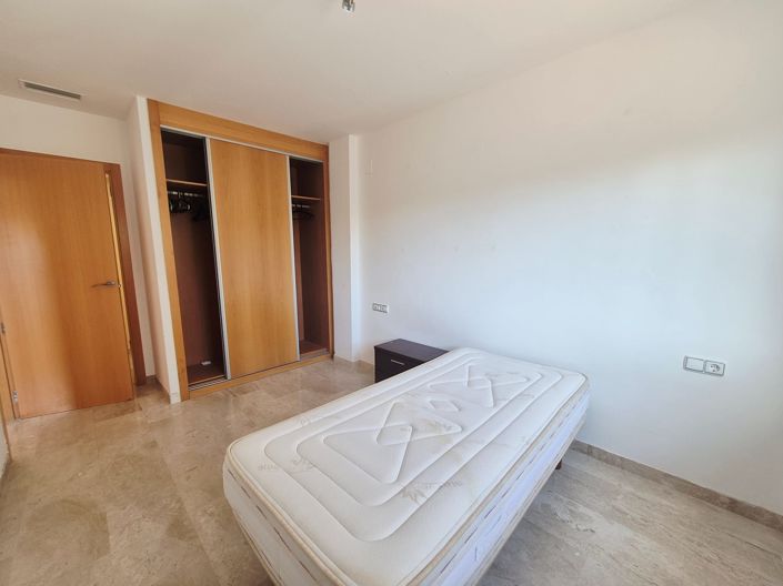 Image No.12-4 Bed Villa for sale