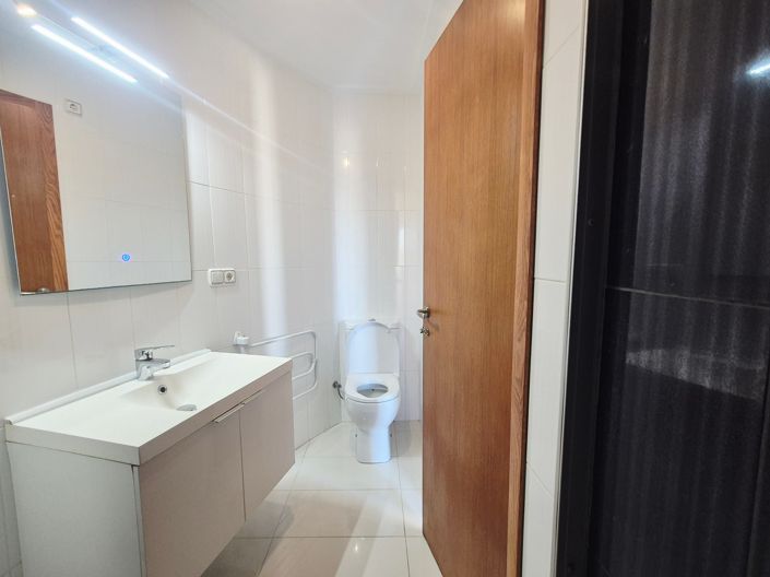 Image No.26-4 Bed Villa for sale