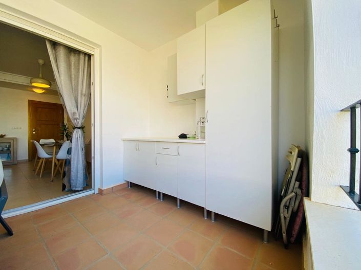 Image No.20-2 Bed Apartment for sale