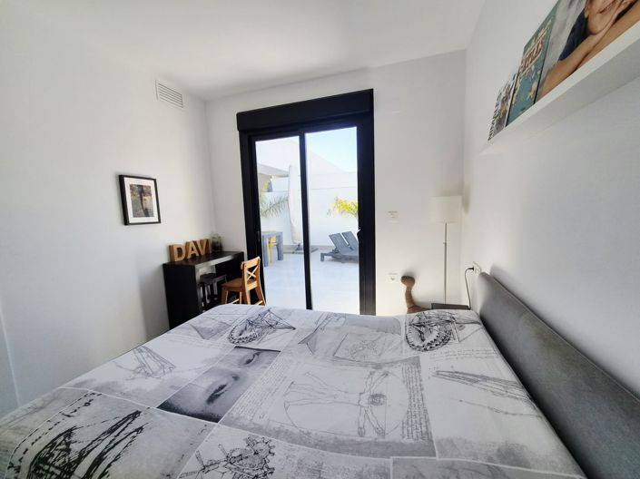 Image No.22-2 Bed Villa for sale