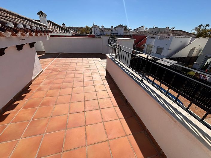 Image No.17-2 Bed Villa / Detached for sale