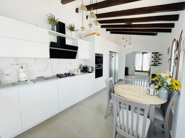 Image No.13-4 Bed Villa / Detached for sale