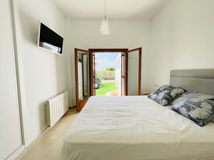 Image No.18-4 Bed Villa / Detached for sale