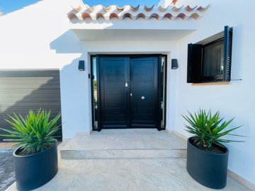 img3413-scaled-1img3413-scaled-2