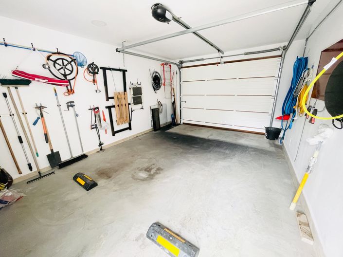 Image No.38-4 Bed Villa / Detached for sale