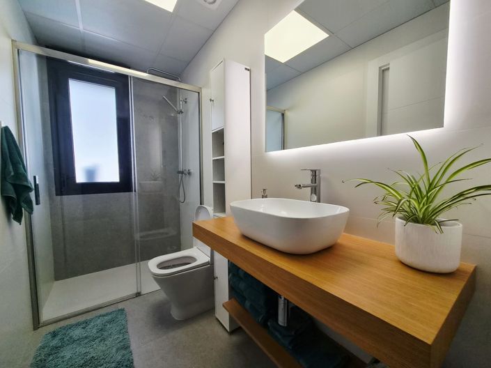 Image No.19-3 Bed Villa for sale