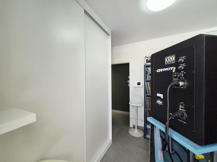 Image No.21-3 Bed Villa for sale